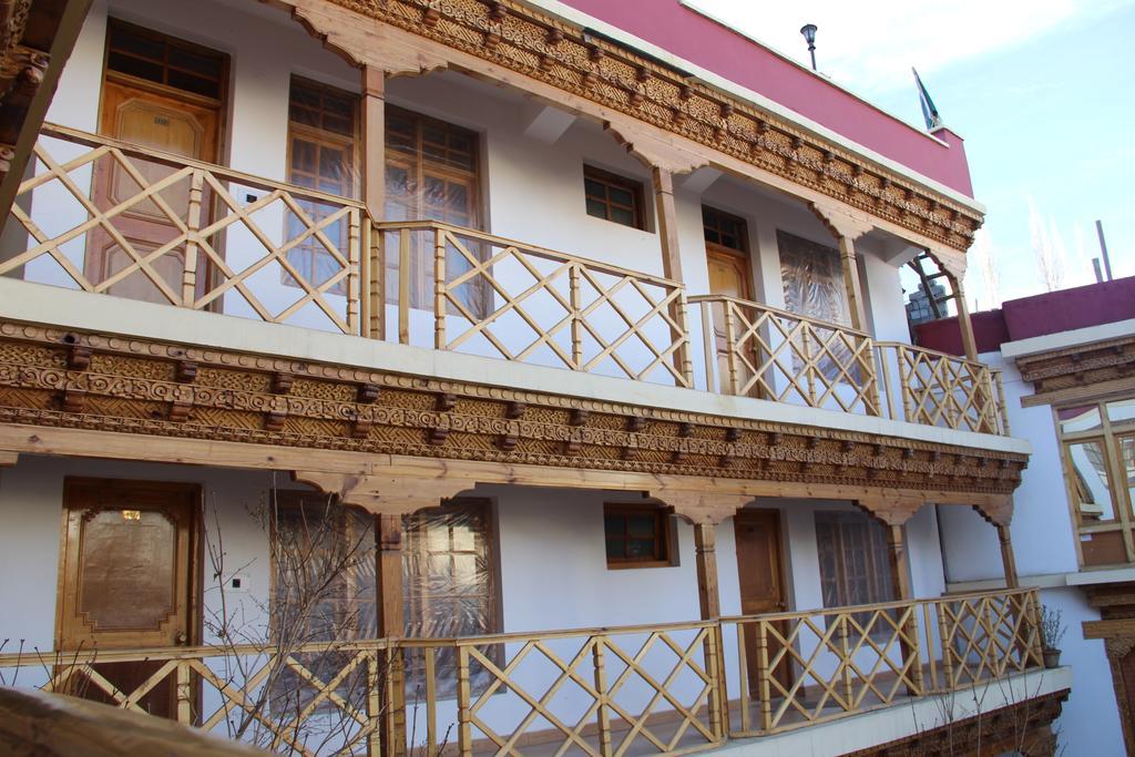 The Auspicious Hotel Лех Экстерьер фото